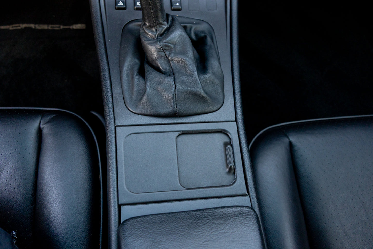 1989 Porsche 944 S2