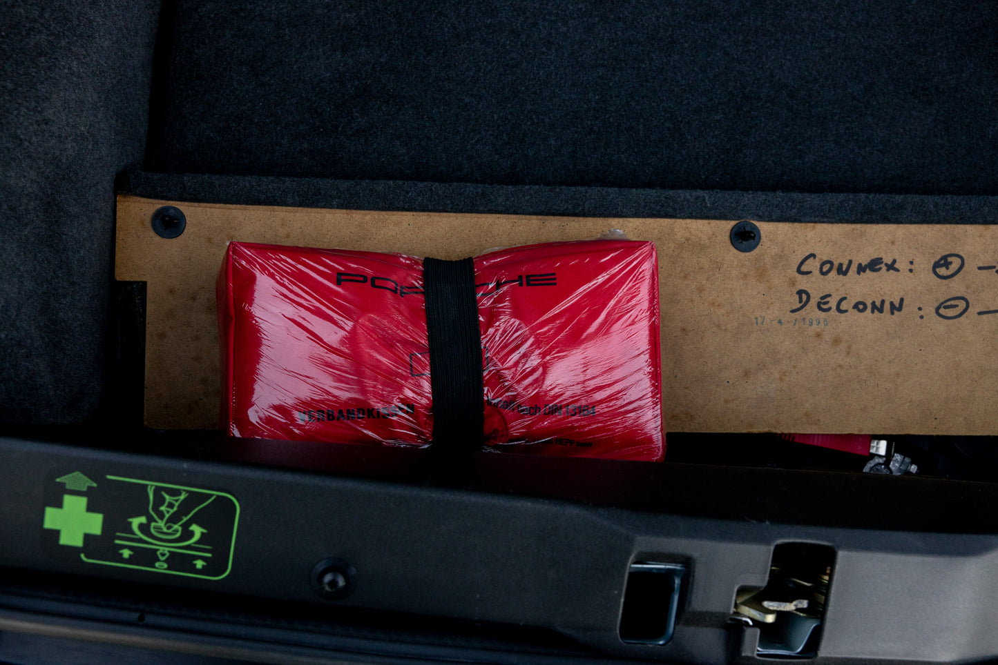 1996 Porsche 911 Carrera 4S