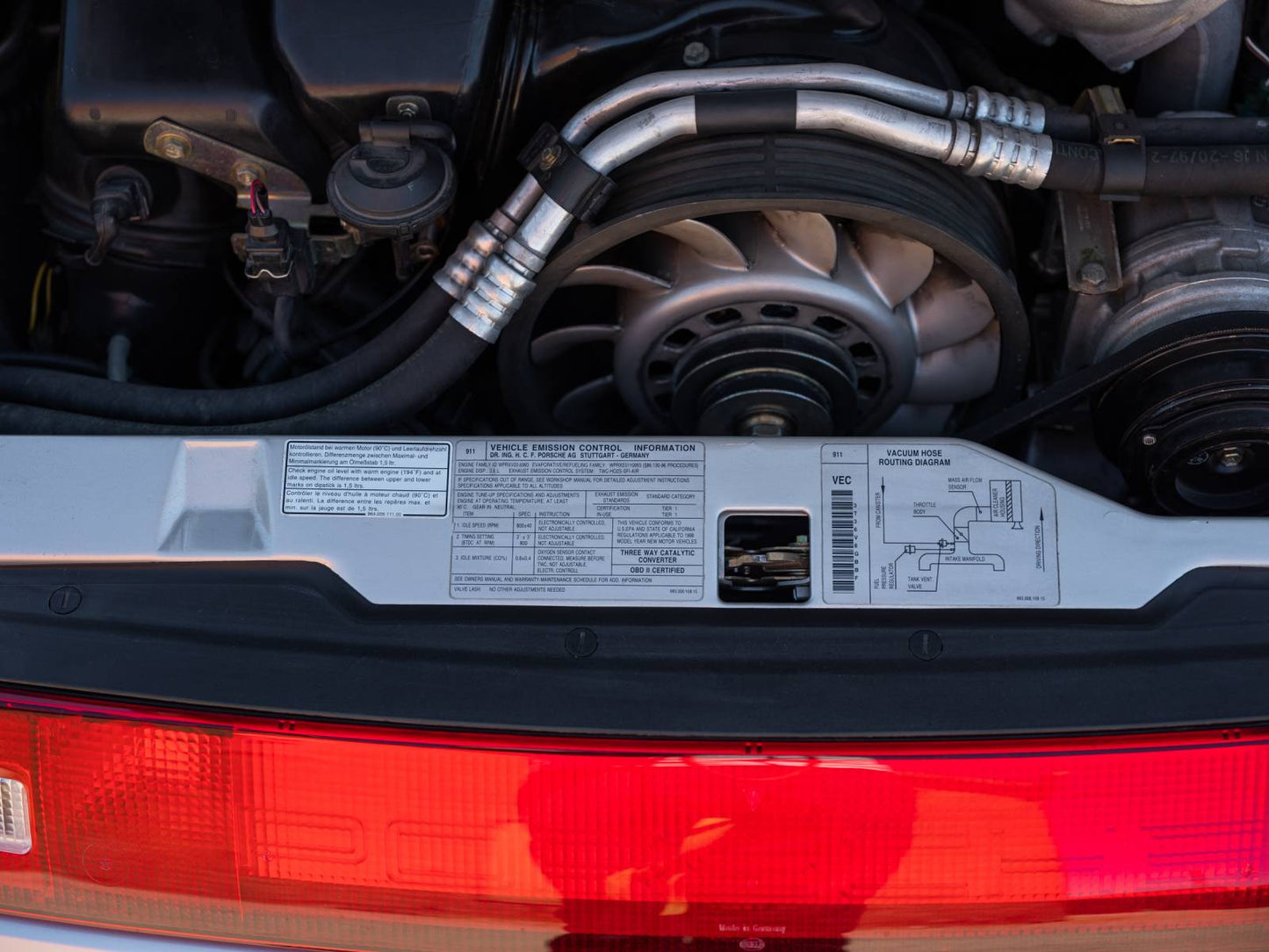 1998 Porsche 911 Carrera 4 "S"