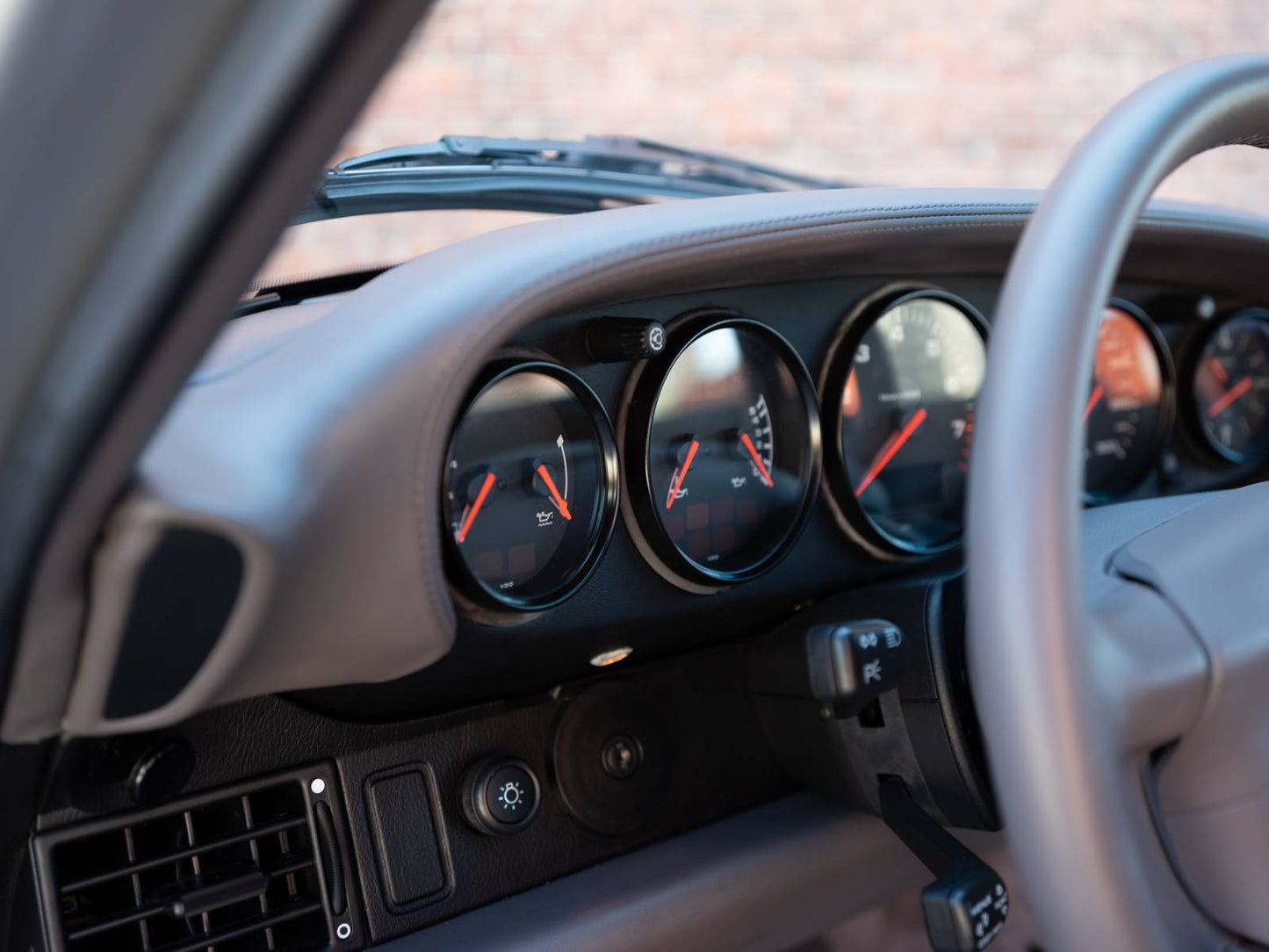 1998 Porsche 911 Carrera 4 "S"