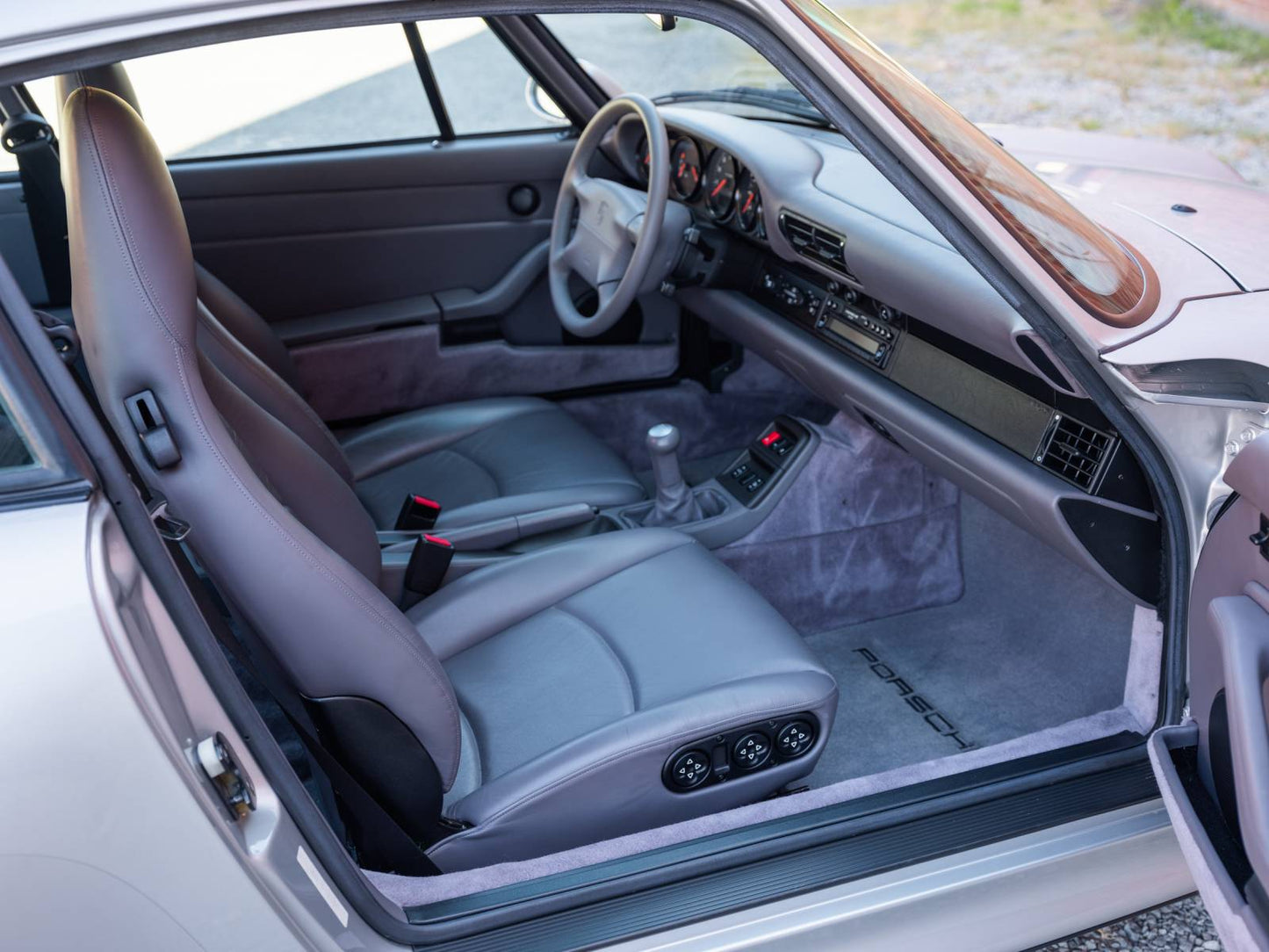 1998 Porsche 911 Carrera 4 "S"