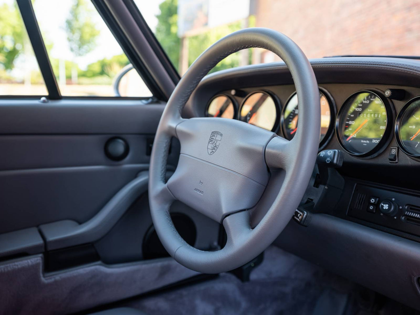 1998 Porsche 911 Carrera 4 "S"