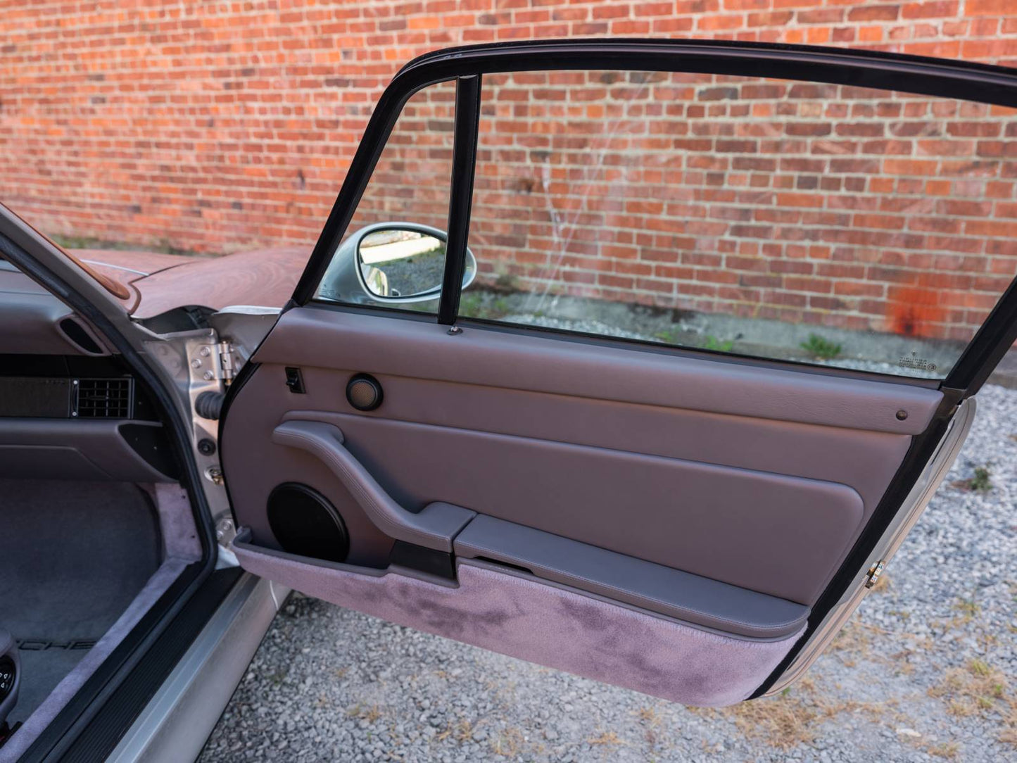 1998 Porsche 911 Carrera 4 "S"