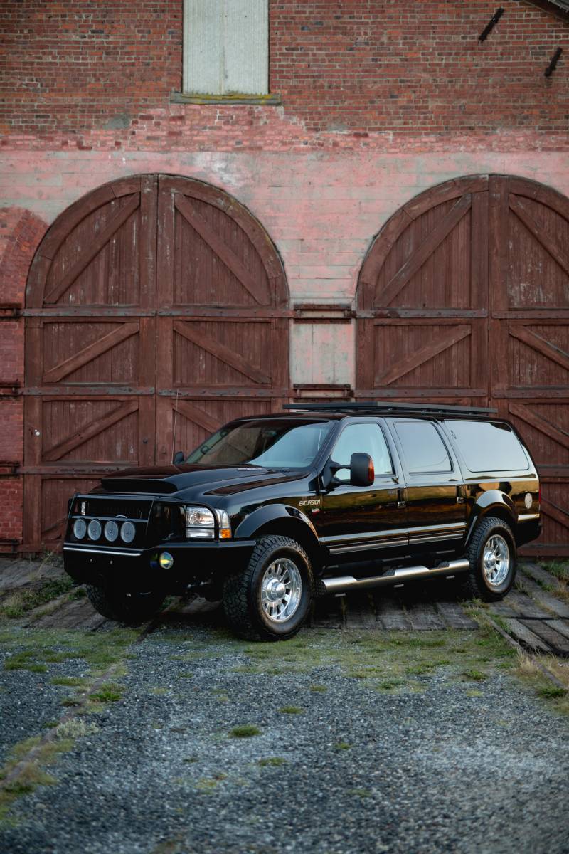 2004 Ford Excursion "Modified"