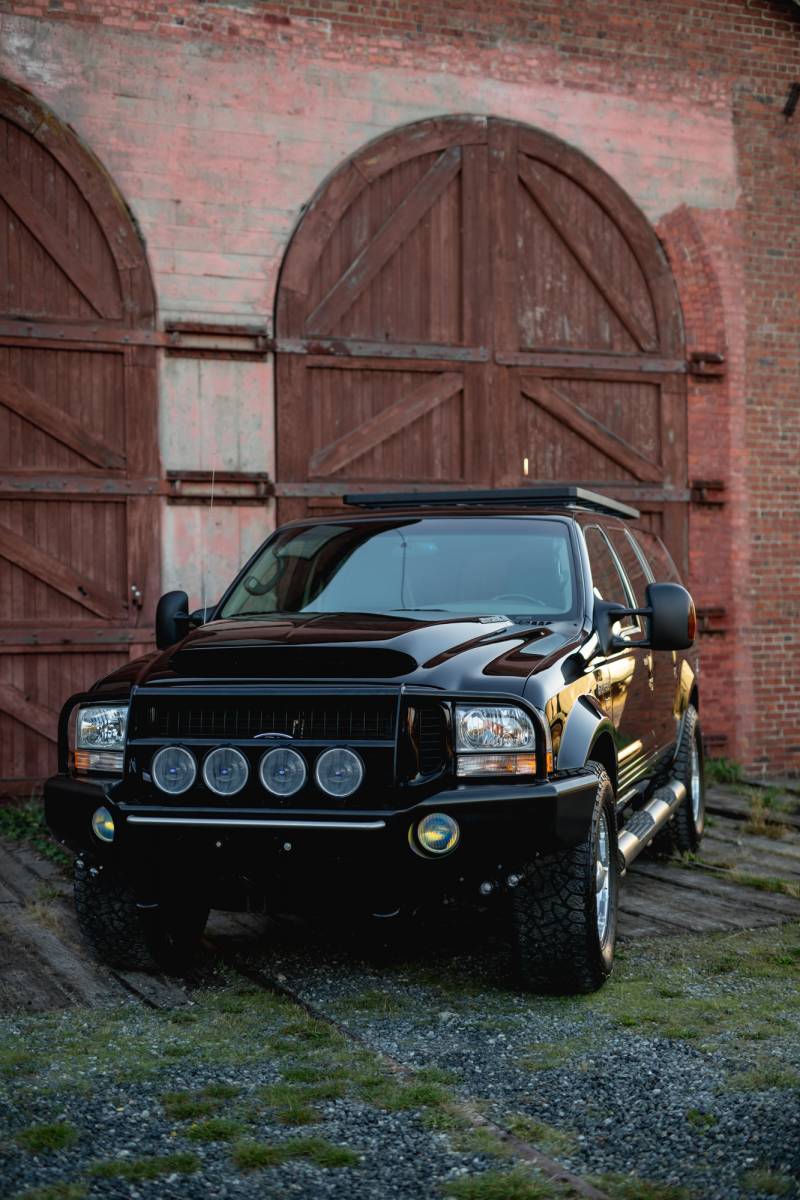 2004 Ford Excursion "Modified"