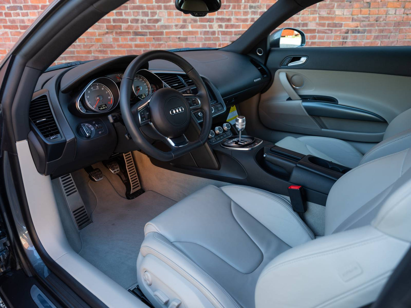 2009 Audi R8 4.2 V8 Manual