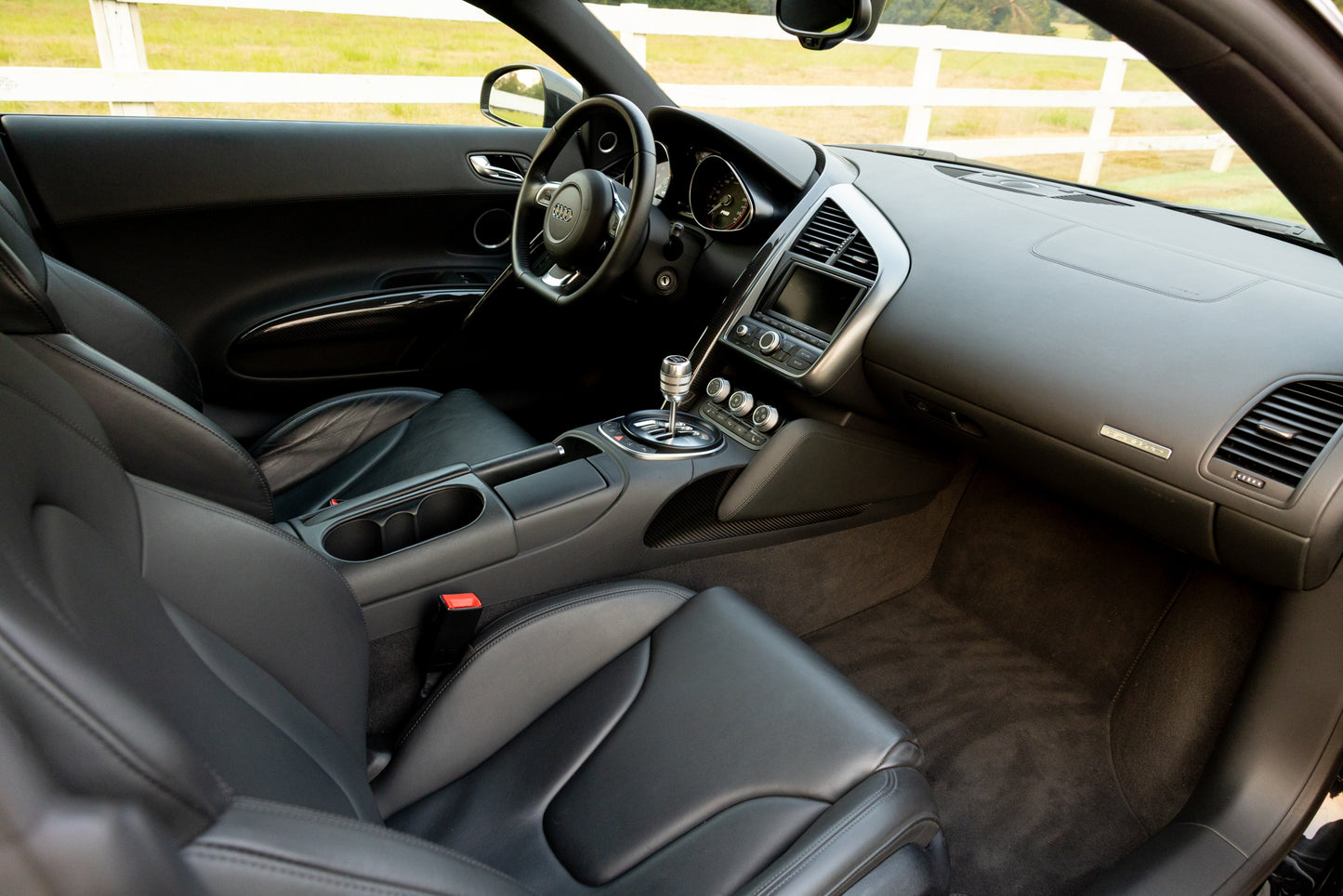 2010 Audi R8 V10 6-Speed Manual