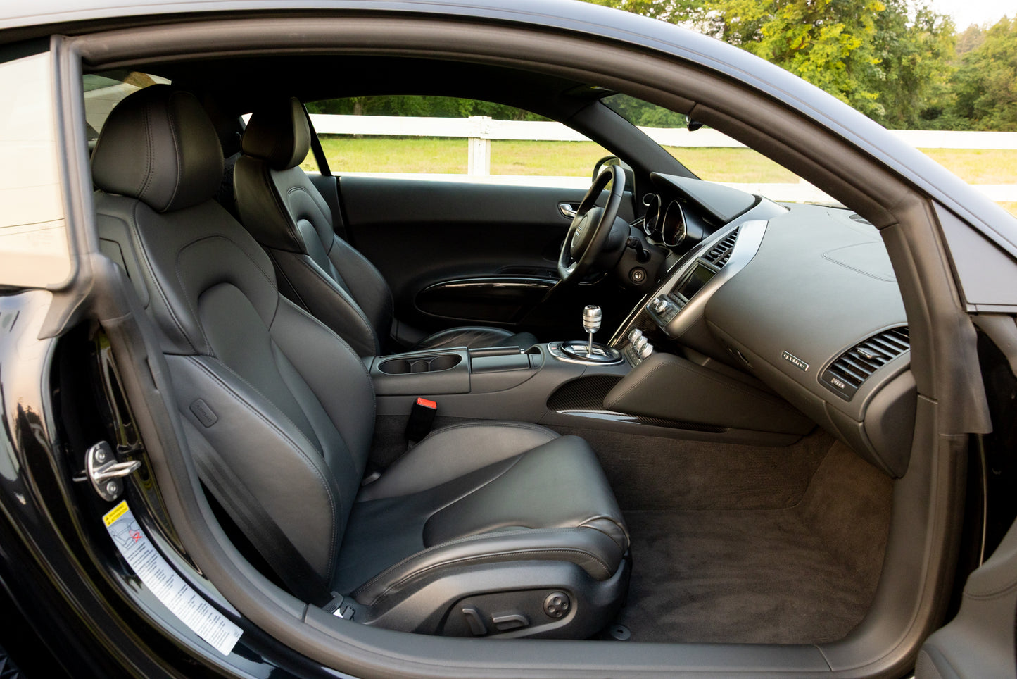 2010 Audi R8 V10 6-Speed Manual