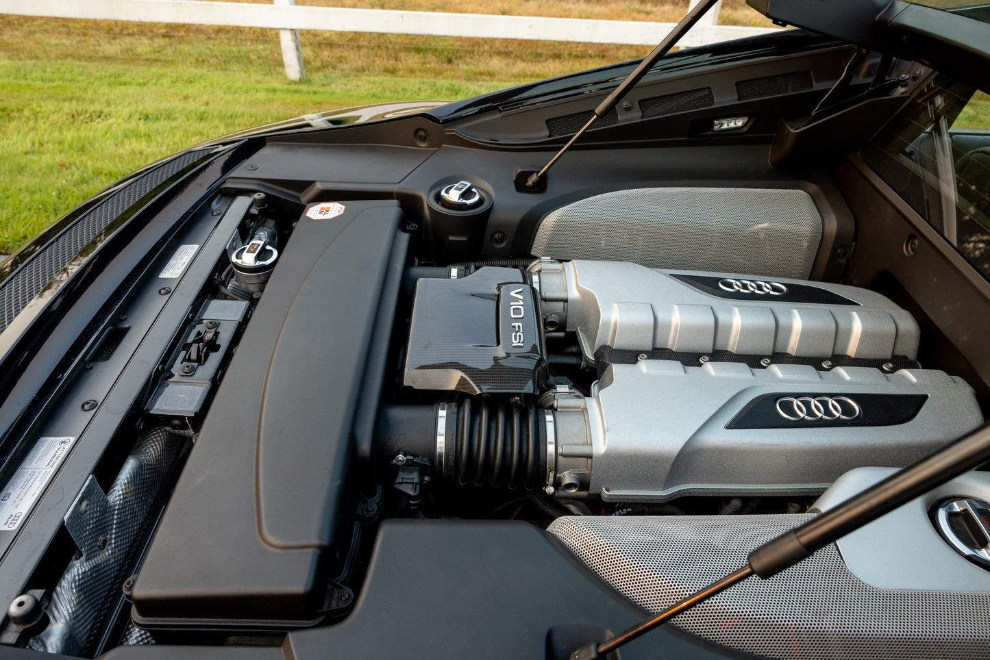 2010 Audi R8 V10 6-Speed Manual