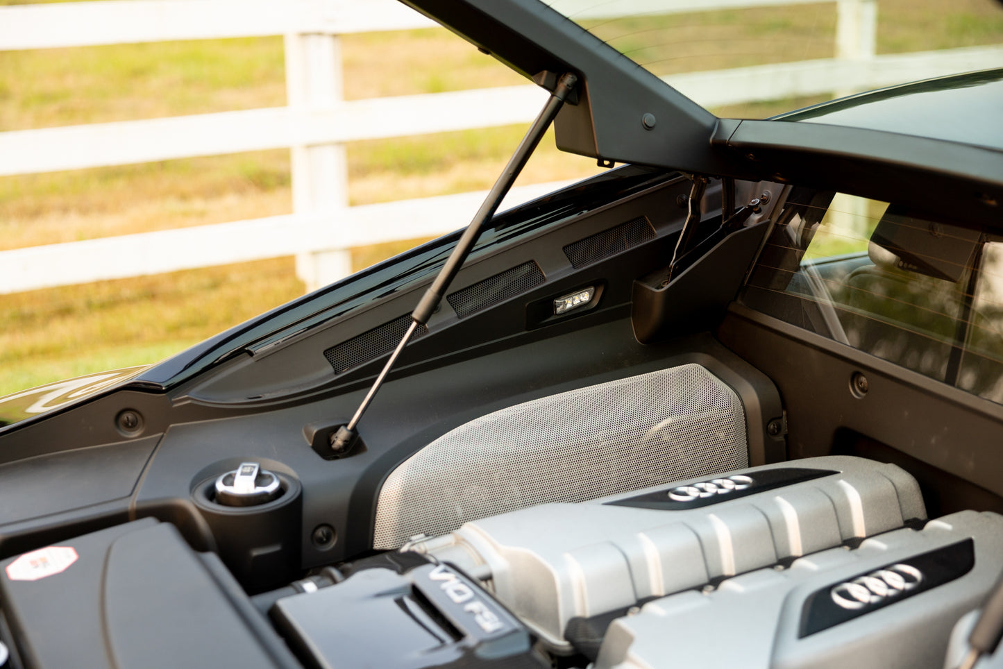 2010 Audi R8 V10 6-Speed Manual