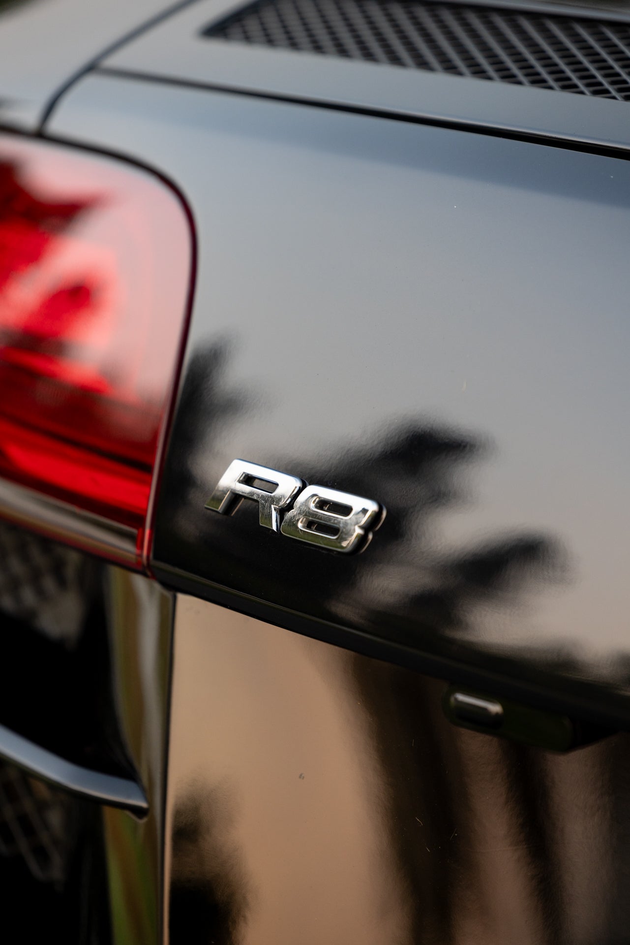 2010 Audi R8 V10 6-Speed Manual
