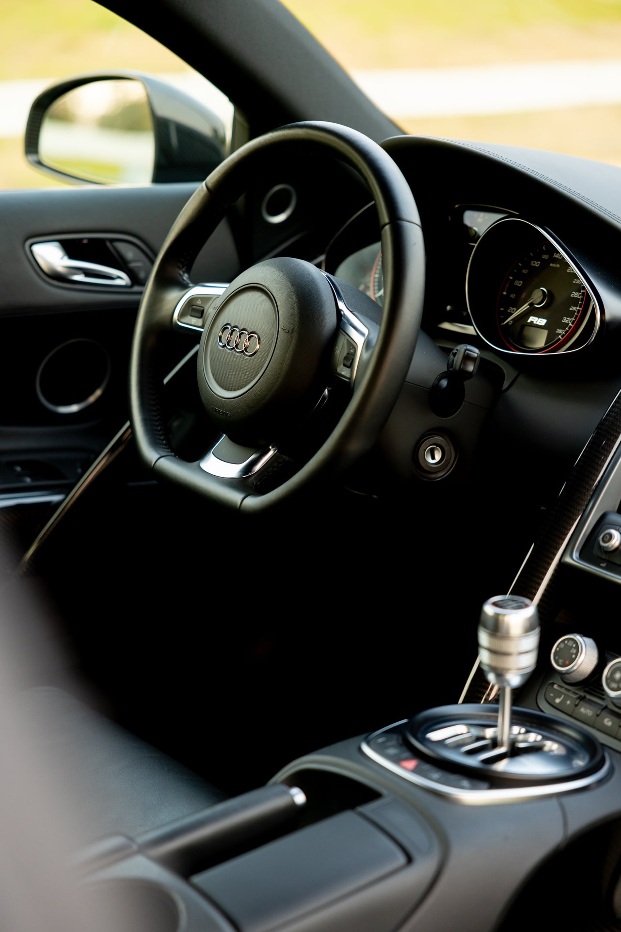 2010 Audi R8 V10 6-Speed Manual