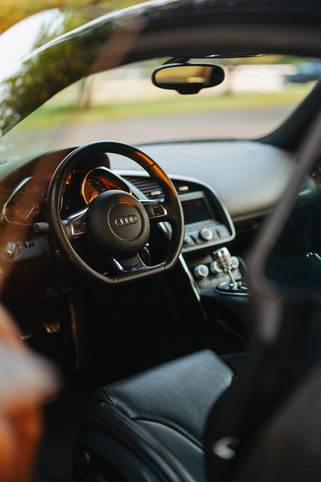 2010 Audi R8 V10 6-Speed Manual