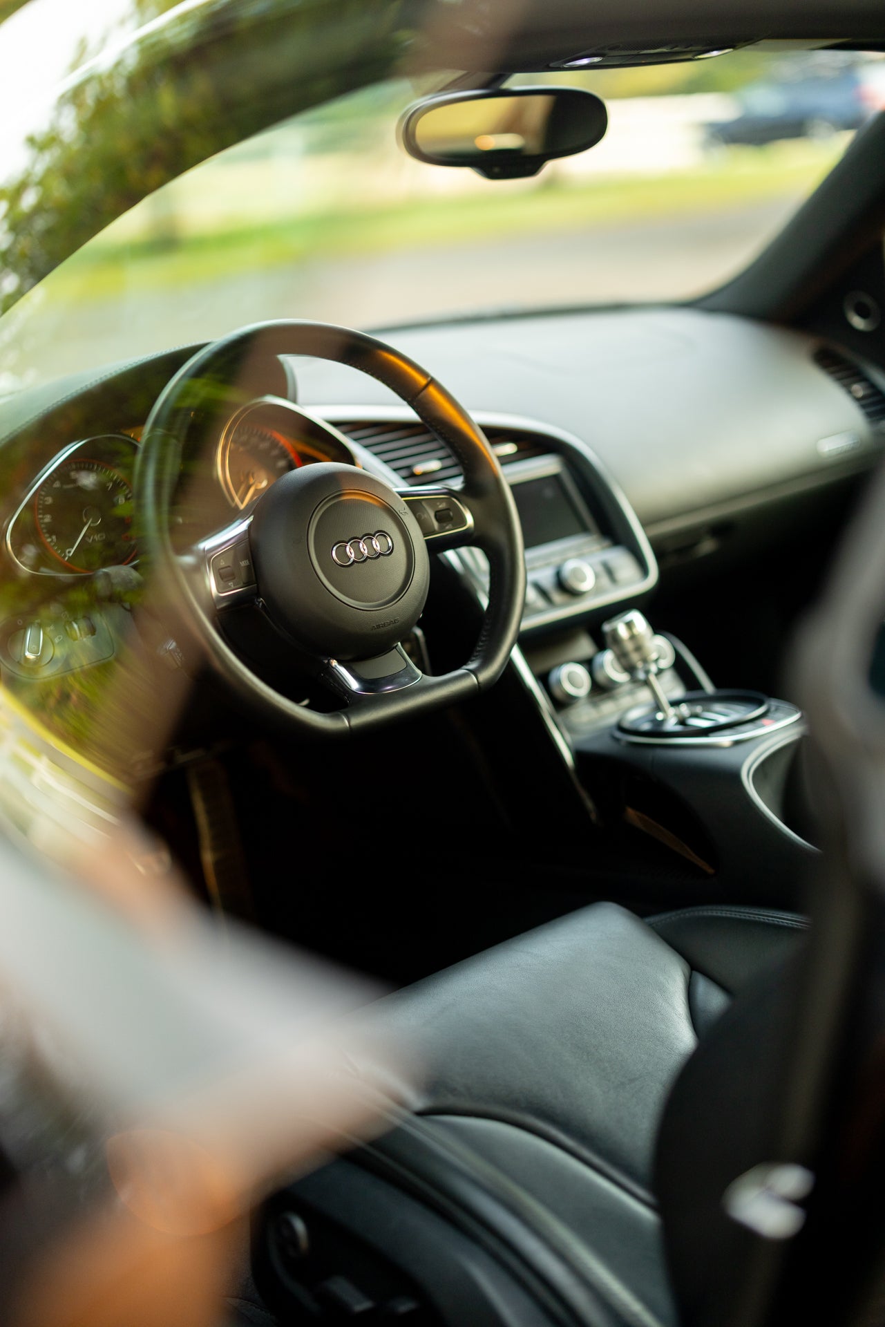 2010 Audi R8 V10 6-Speed Manual