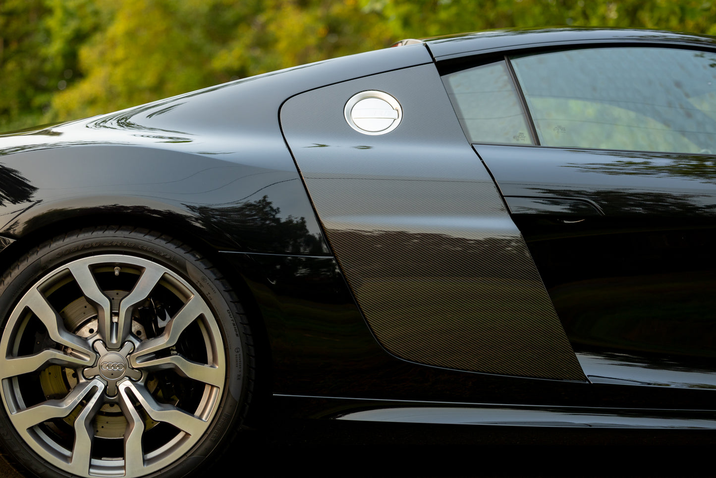 2010 Audi R8 V10 6-Speed Manual