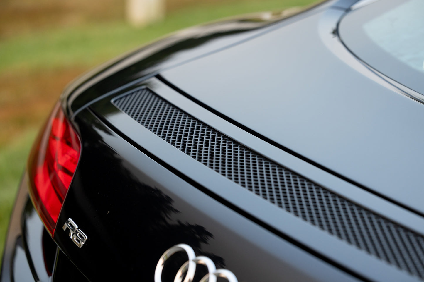 2010 Audi R8 V10 6-Speed Manual