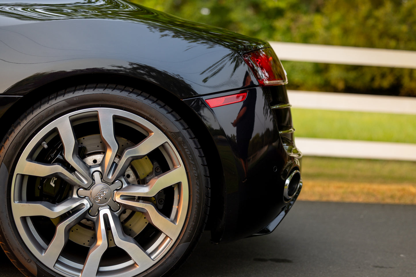 2010 Audi R8 V10 6-Speed Manual