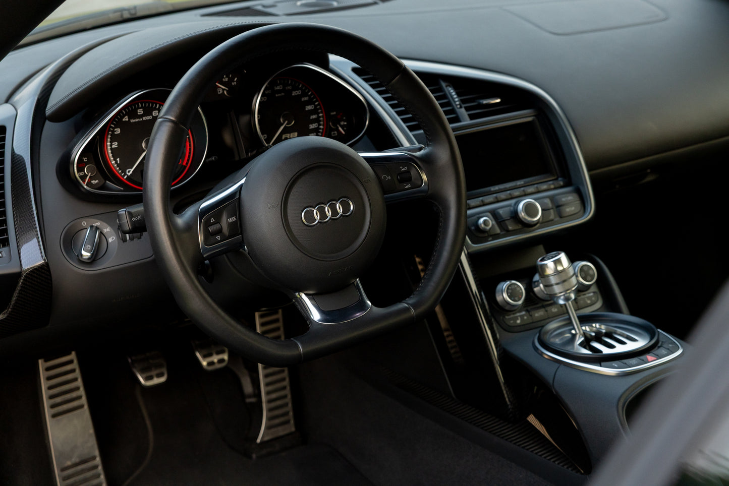 2010 Audi R8 V10 6-Speed Manual