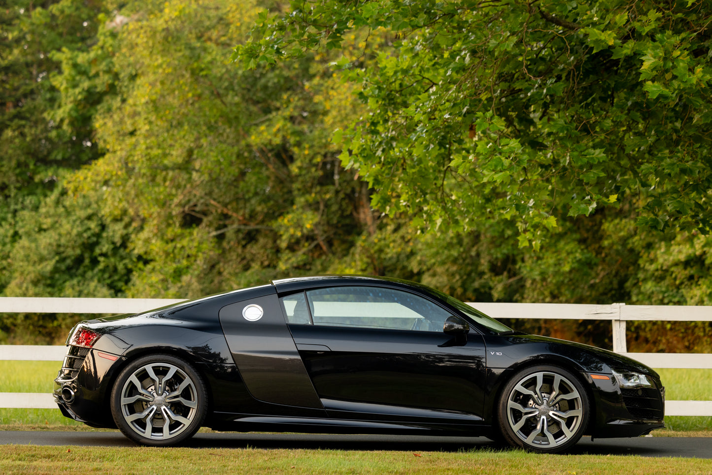 2010 Audi R8 V10 6-Speed Manual