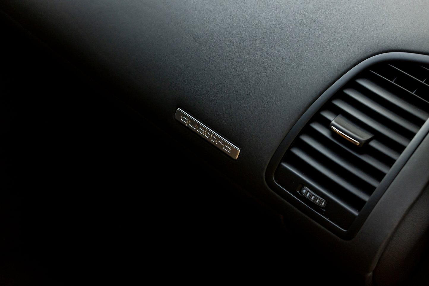 2010 Audi R8 V10 6-Speed Manual