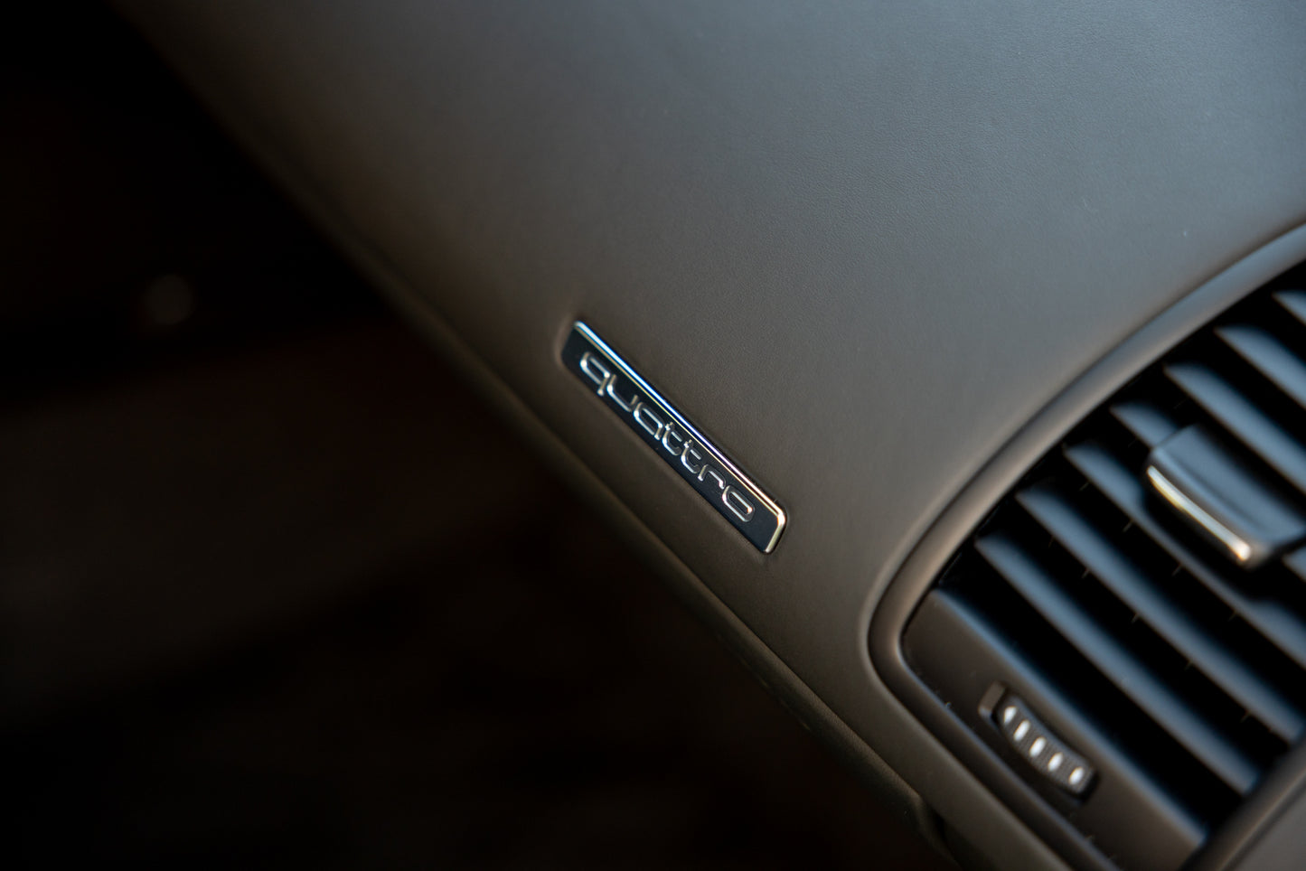 2010 Audi R8 V10 6-Speed Manual