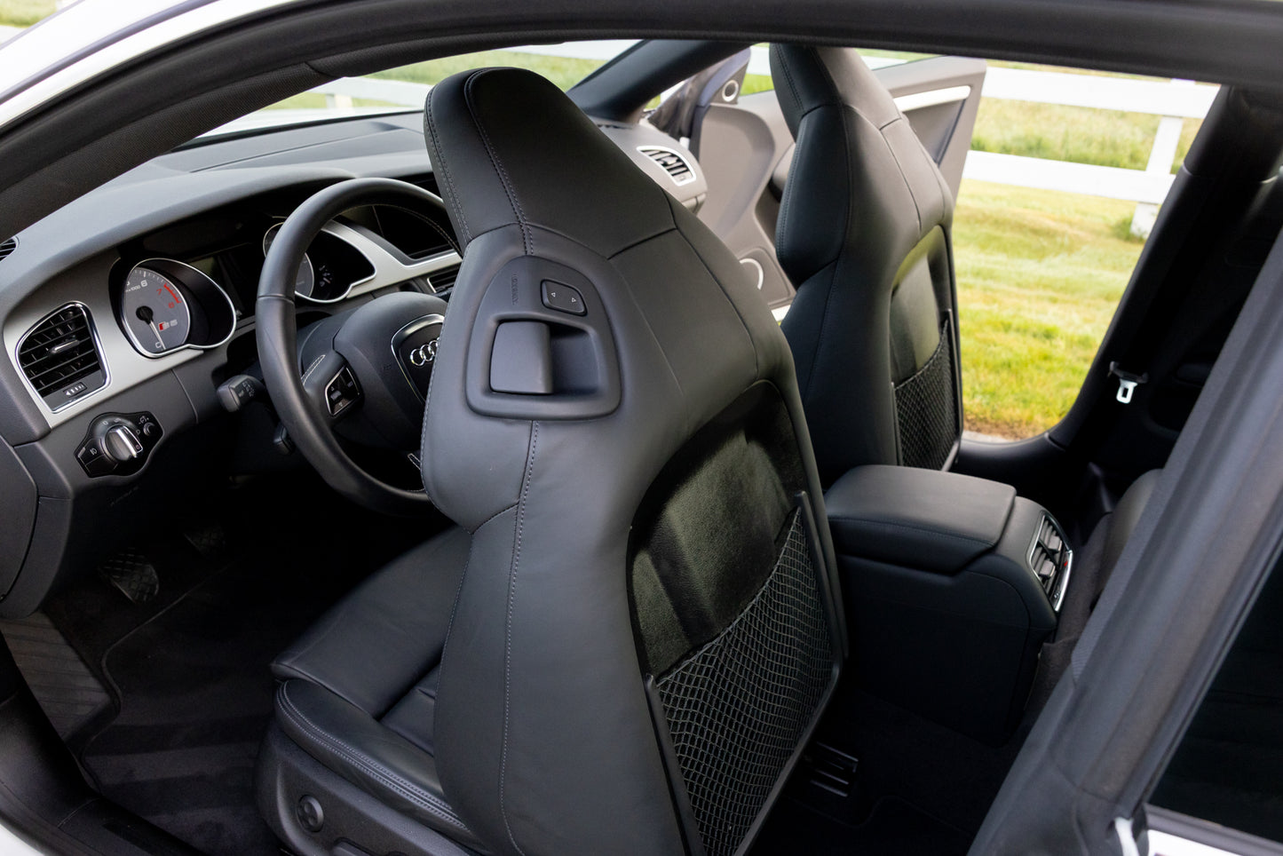 2010 Audi S5 6-Speed