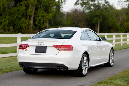 2010 Audi S5 6-Speed