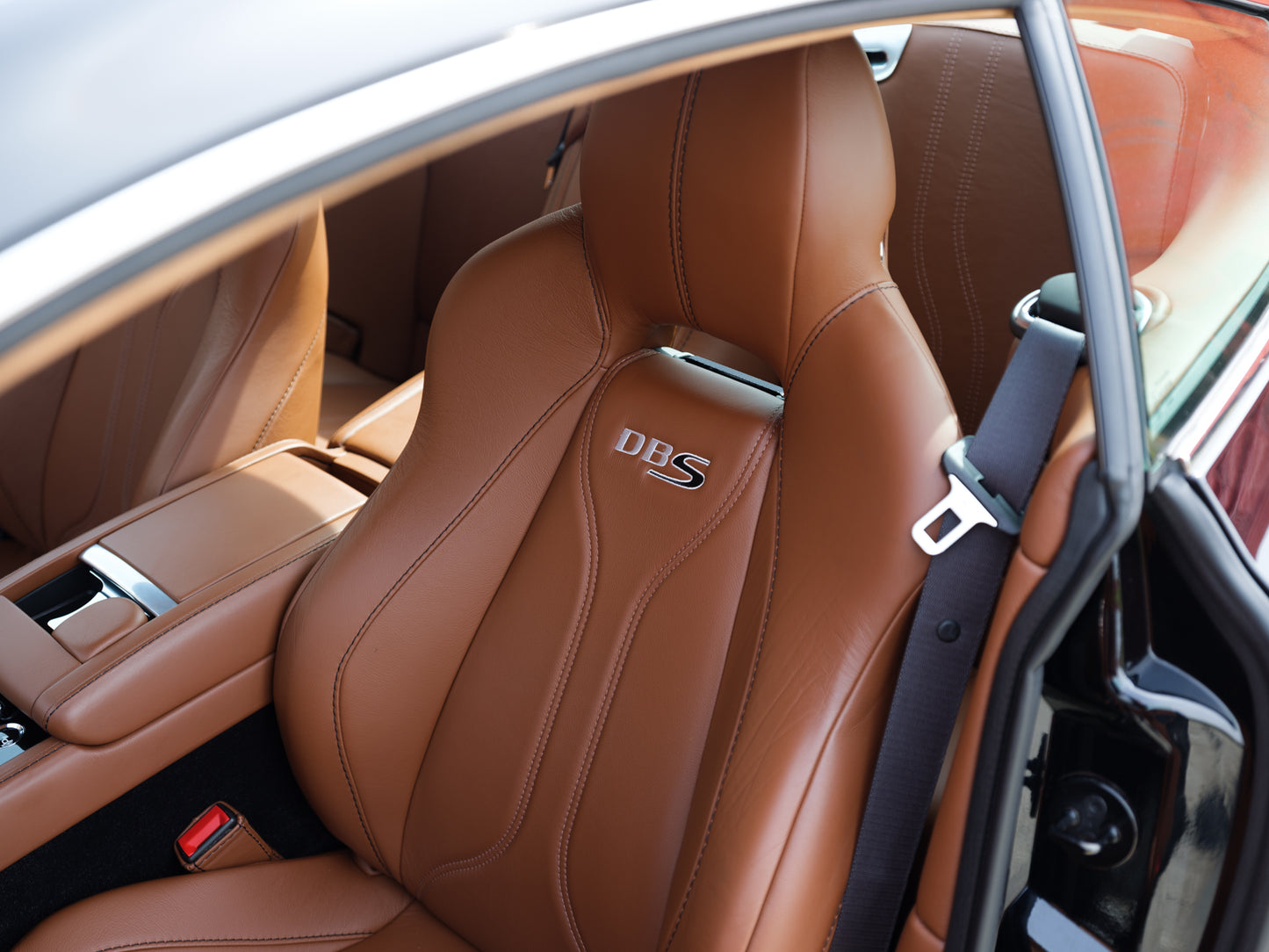 2012 Aston Martin DBS