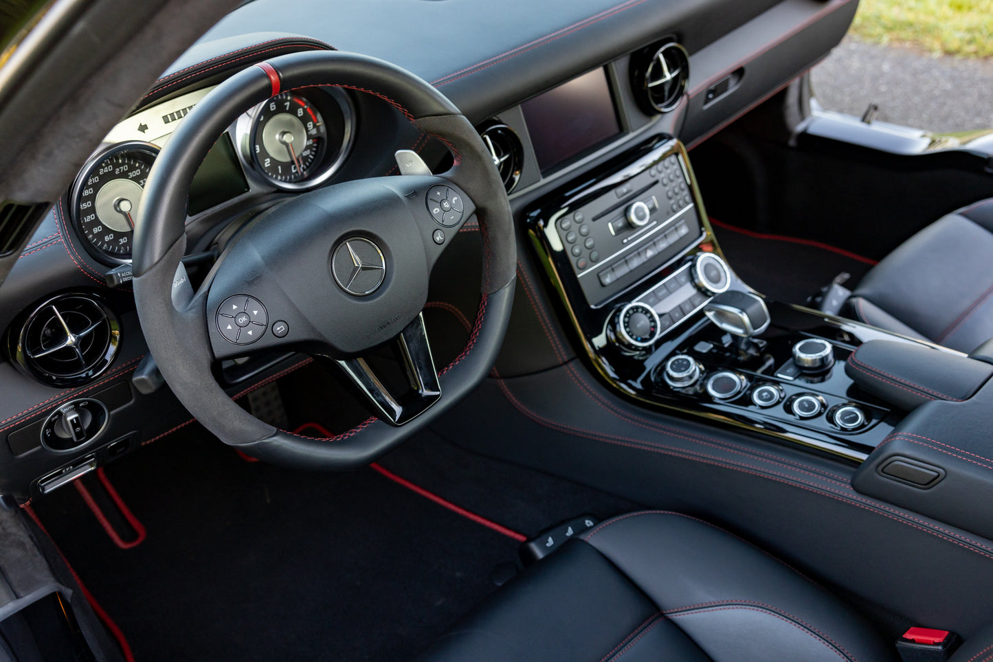 2013 Mercedes-Benz SLS AMG GT
