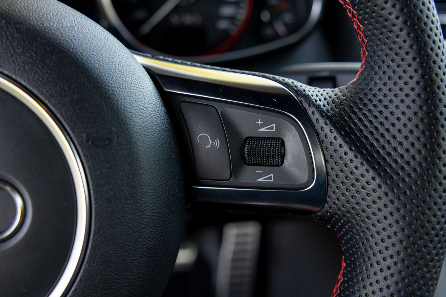 2014 Audi R8 V10 6-Spd Manual
