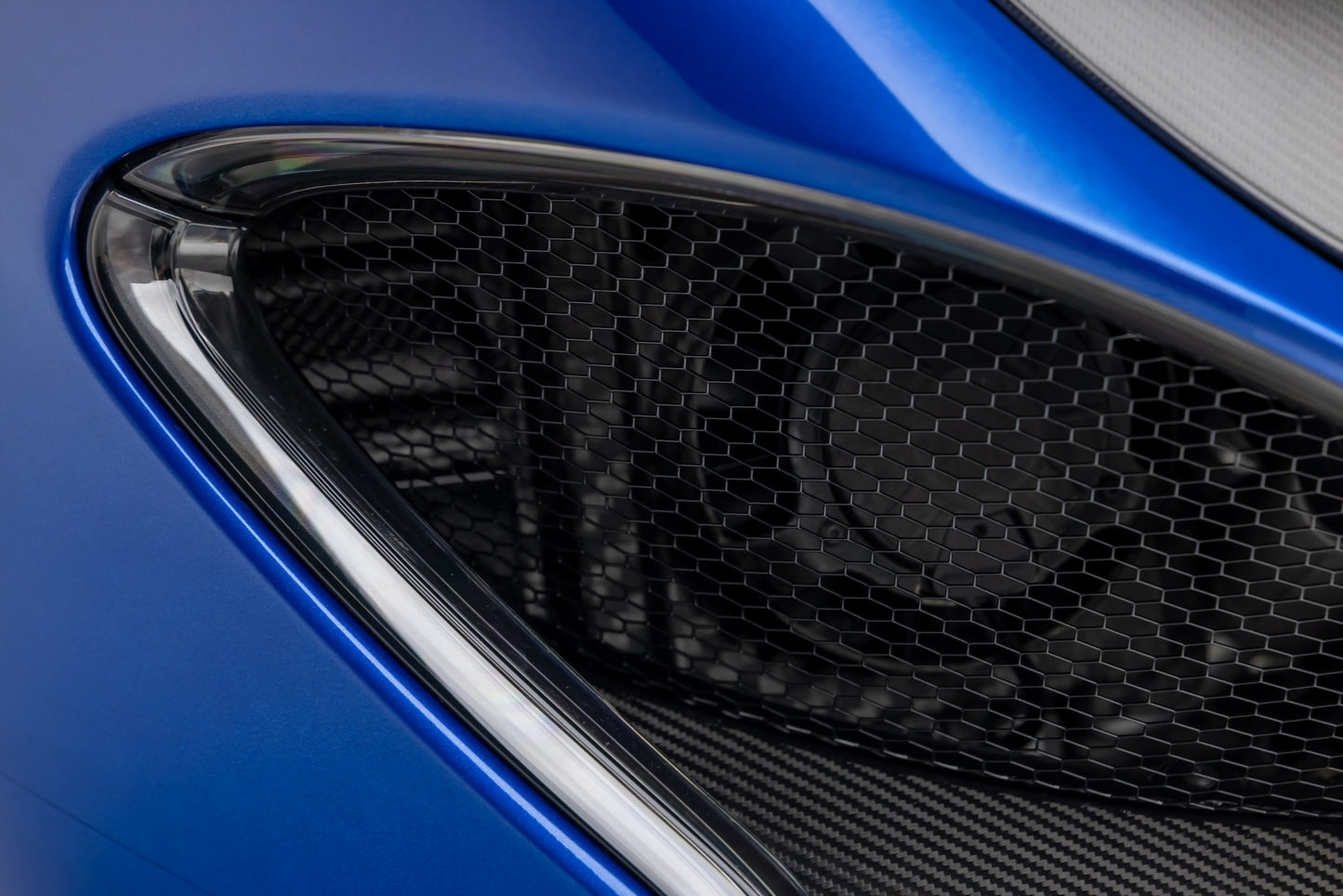 2014 McLaren P1 Azure Blue