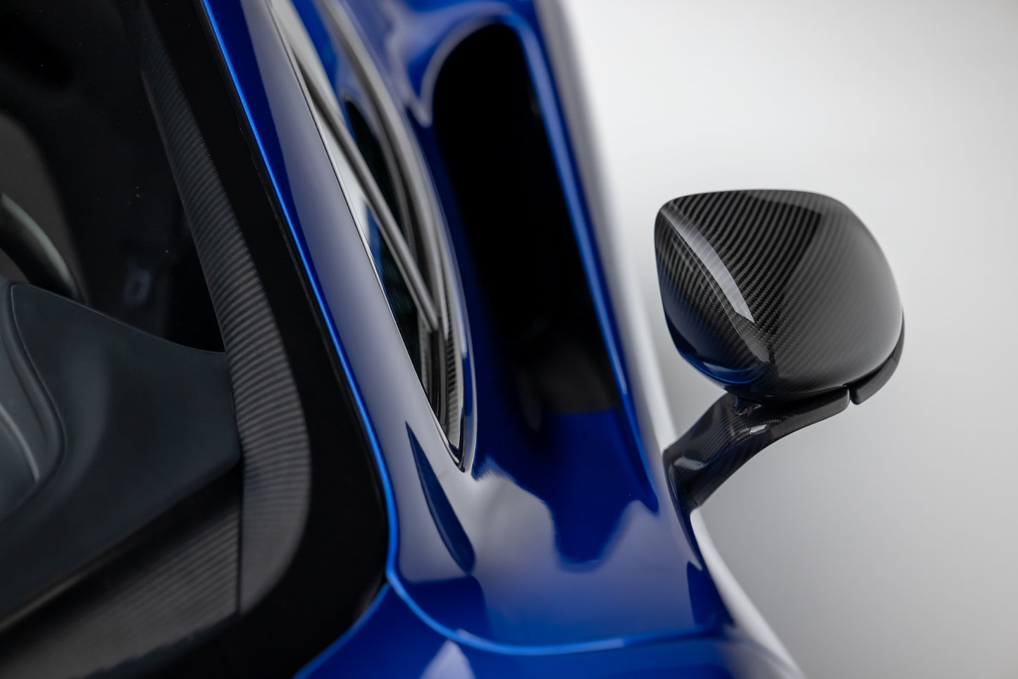 2014 McLaren P1 Azure Blue