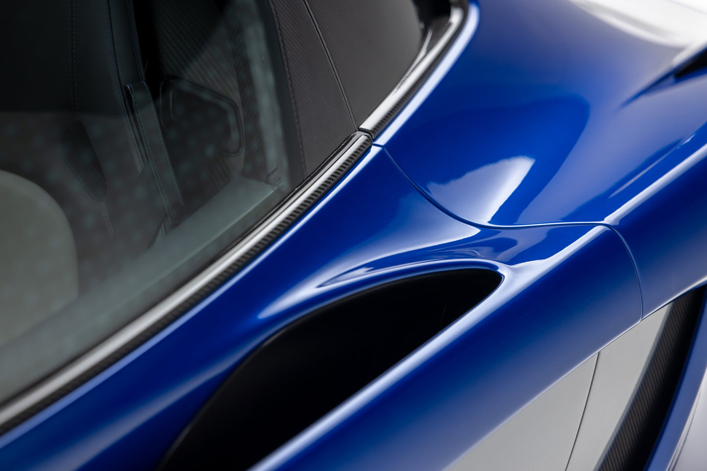 2014 McLaren P1 Azure Blue