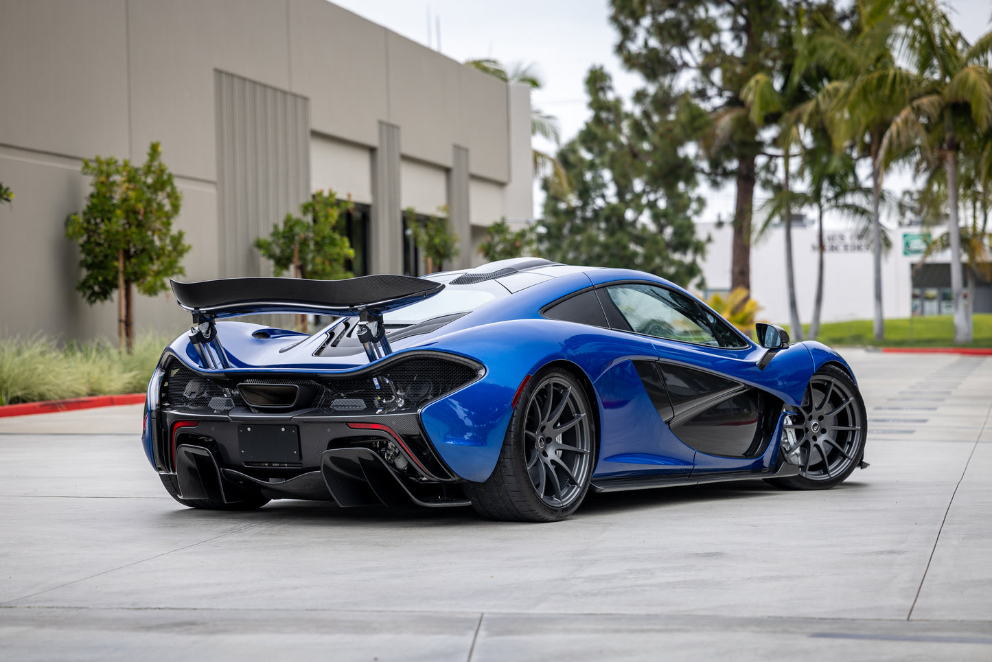 2014 McLaren P1 Azure Blue