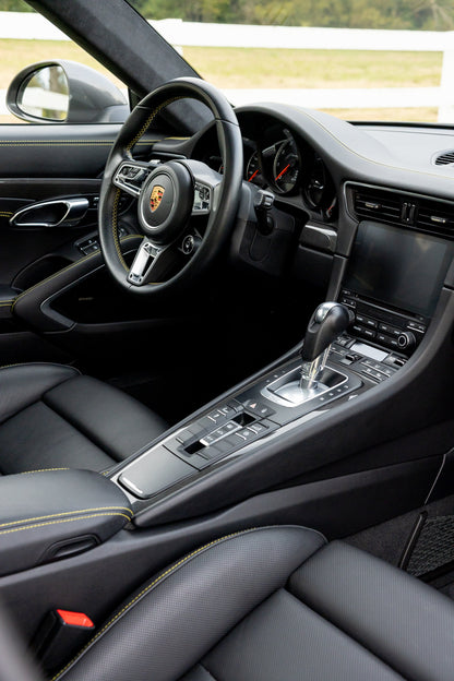 2018 Porsche 911 Turbo S