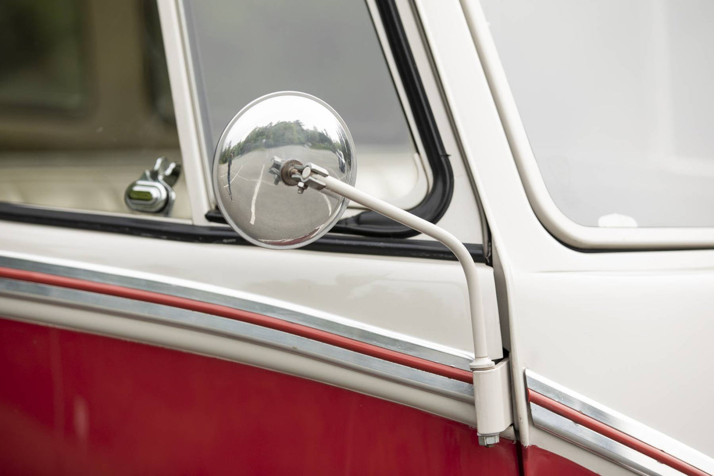 1962 VW Microbus 23-Window Samba