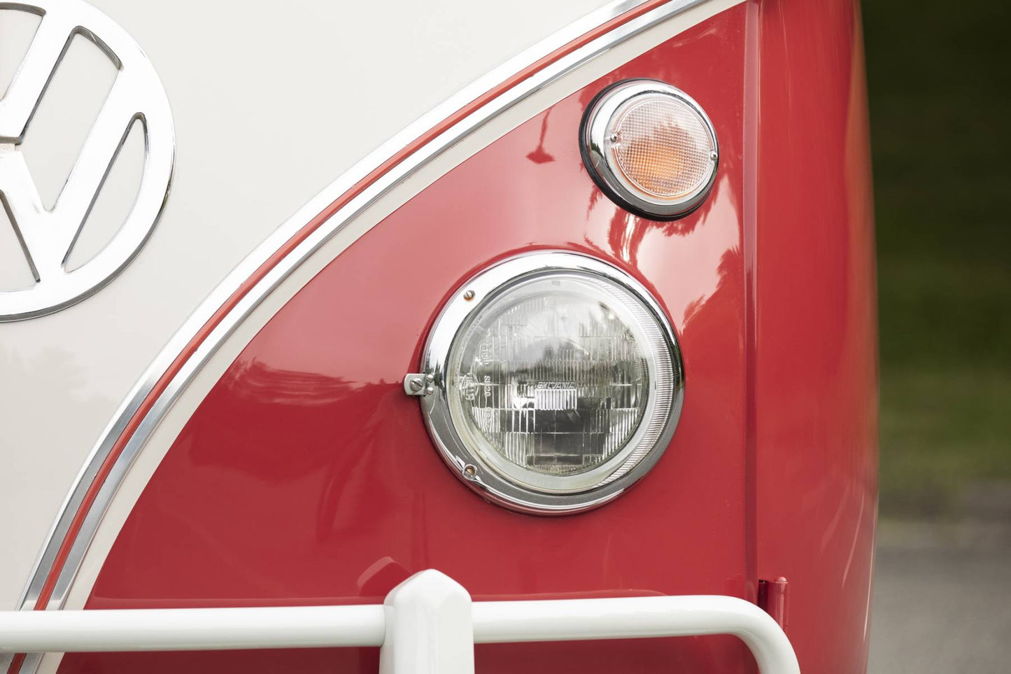 1962 VW Microbus 23-Window Samba