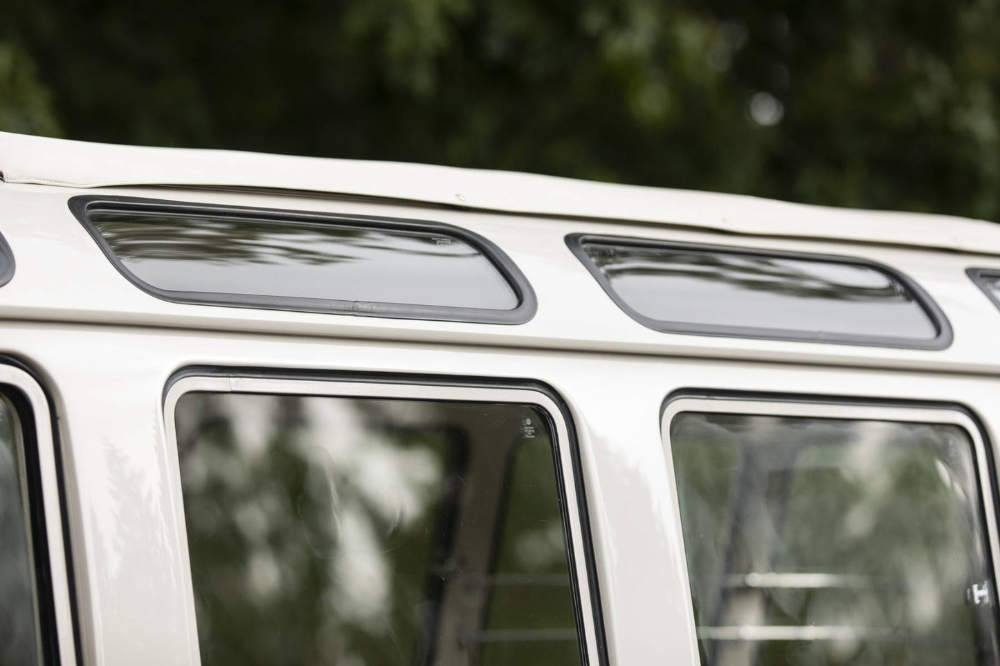 1962 VW Microbus 23-Window Samba
