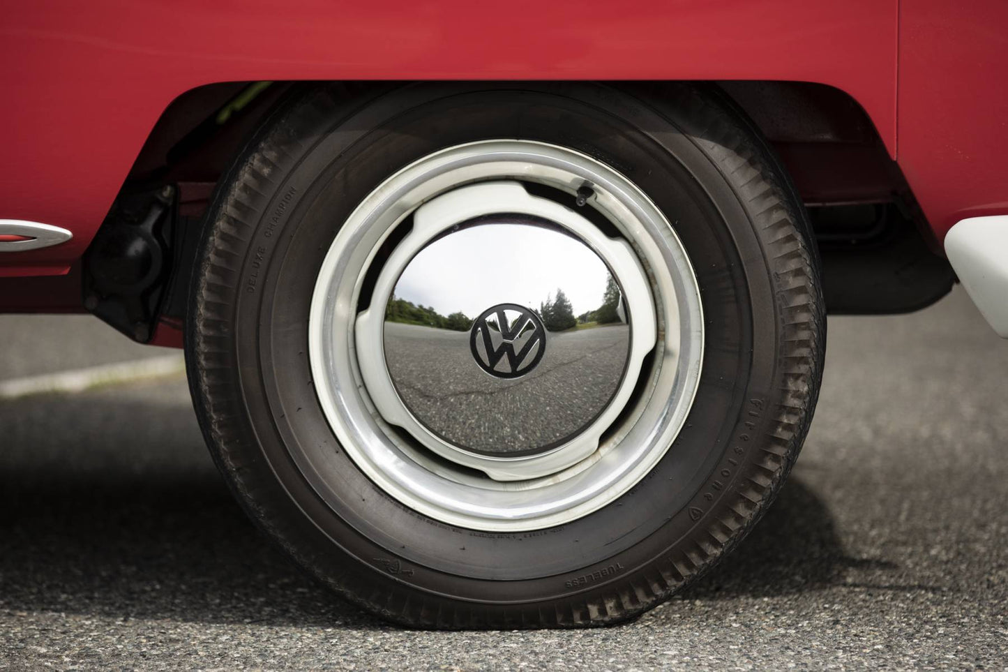 1962 VW Microbus 23-Window Samba