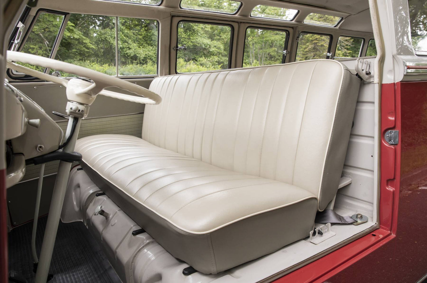 1962 VW Microbus 23-Window Samba