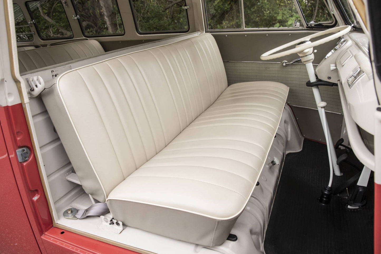 1962 VW Microbus 23-Window Samba