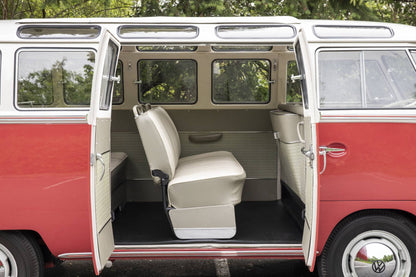 1962 VW Microbus 23-Window Samba