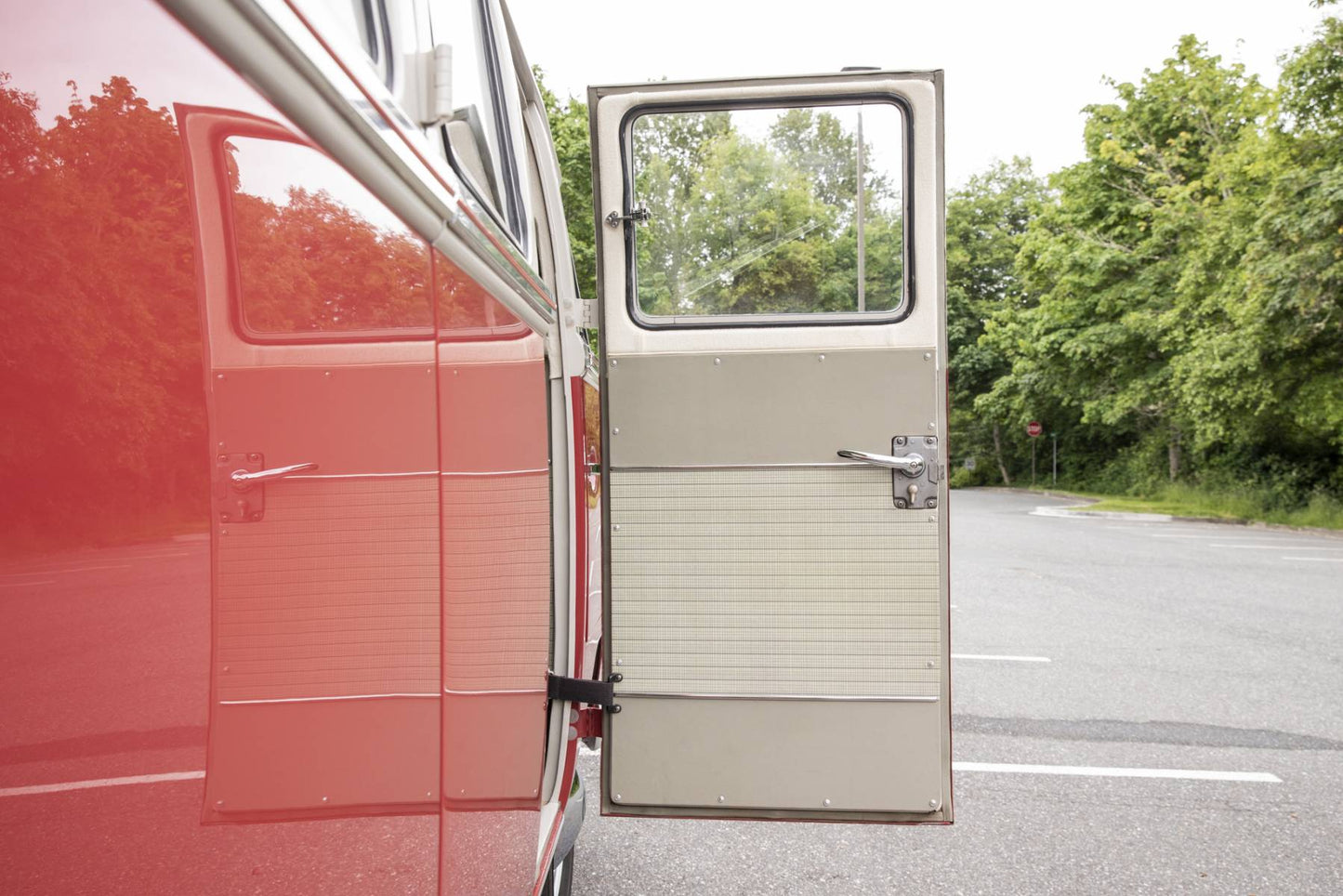 1962 VW Microbus 23-Window Samba