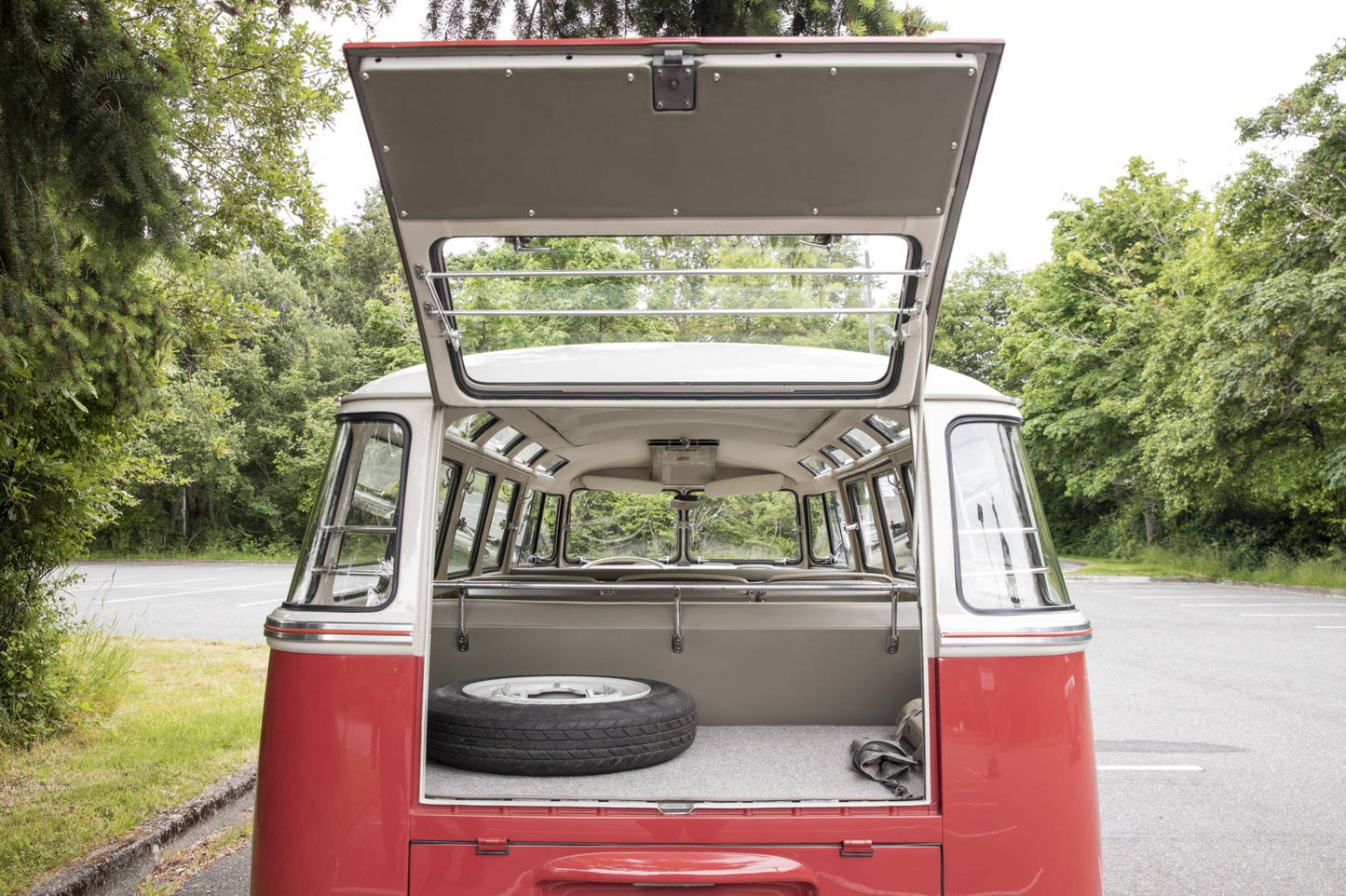 1962 VW Microbus 23-Window Samba