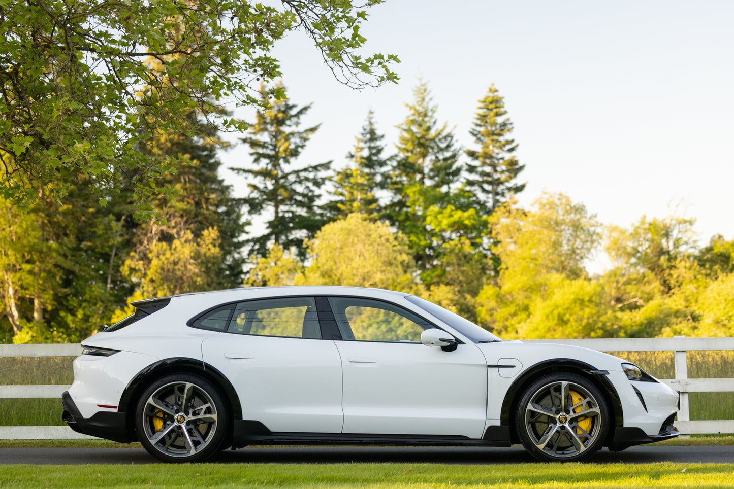 2021 Porsche Taycan Turbo S Cross Turismo