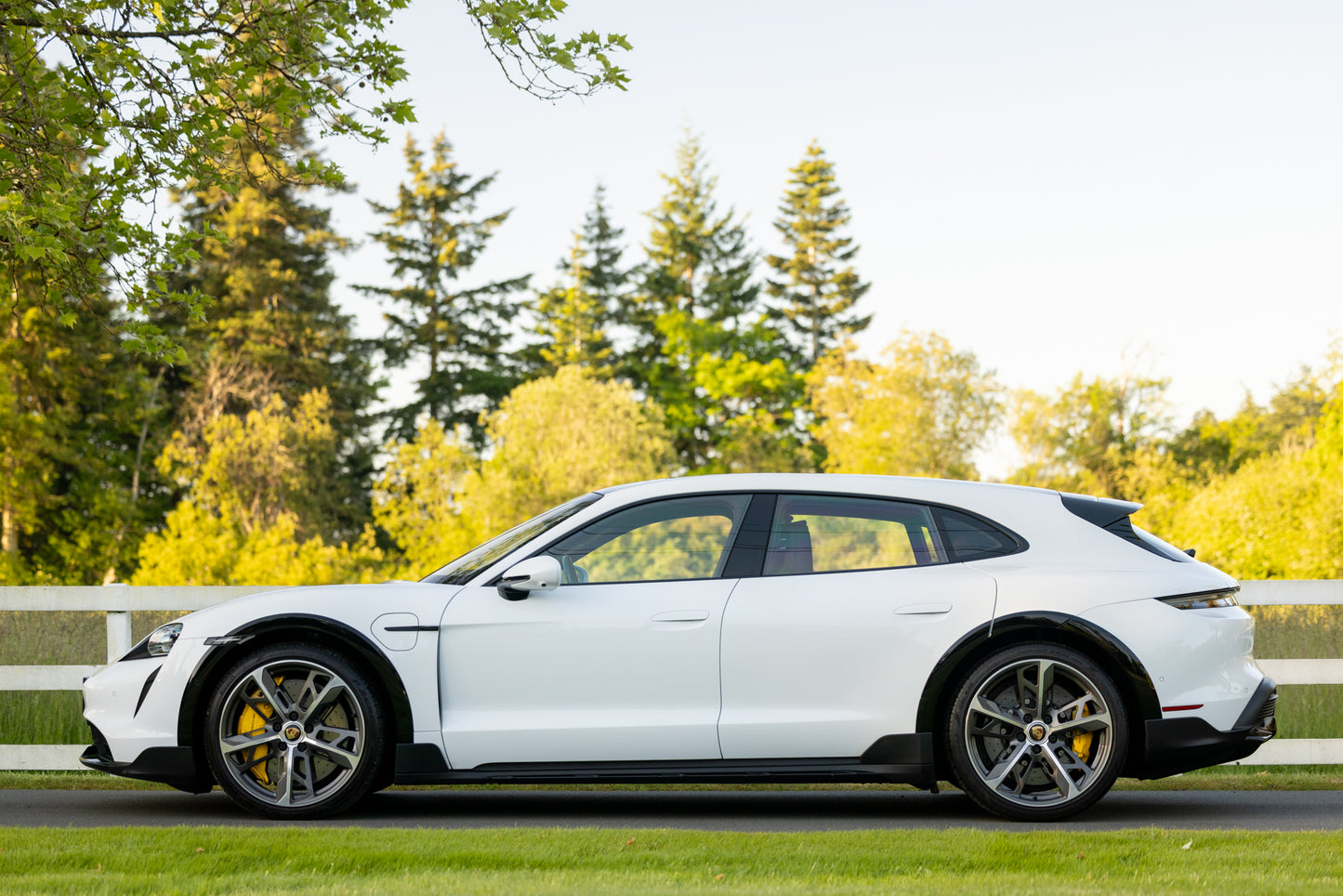 2021 Porsche Taycan Turbo S Cross Turismo