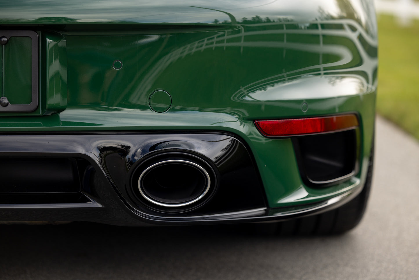 2023 Porsche 911 Sport Classic PTS Irish Green