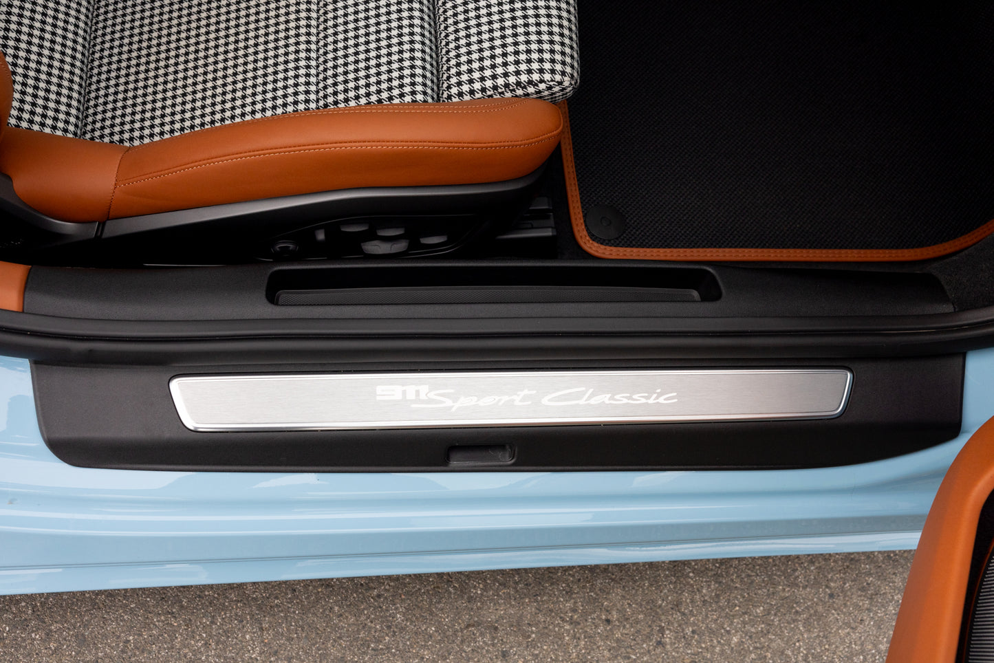 2023 Porsche 911 Sport Classic PTS Gulf Blue