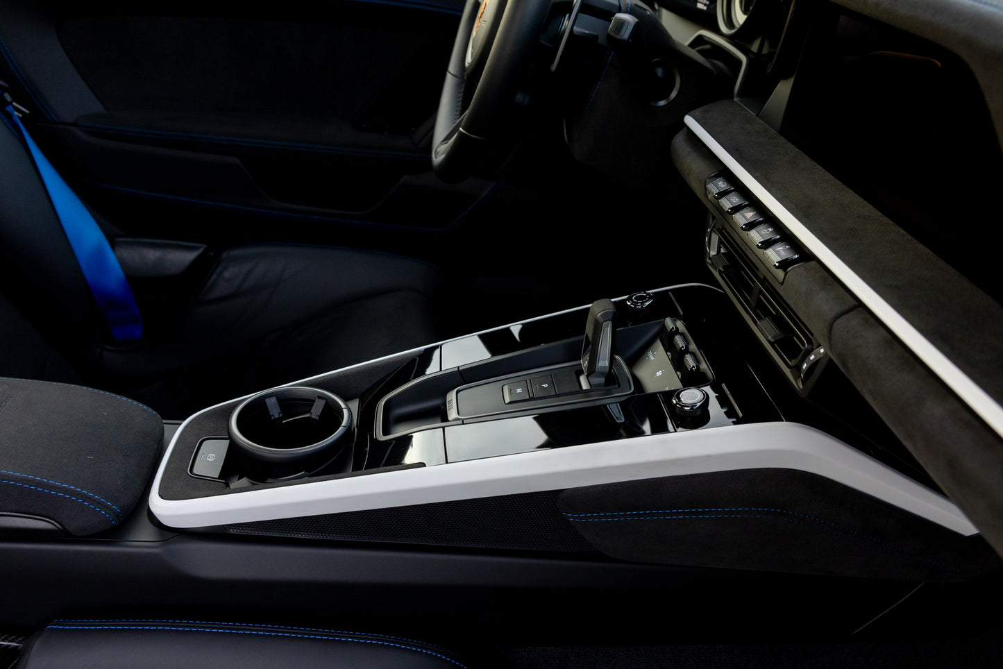 2024 Porsche 911 Dakar