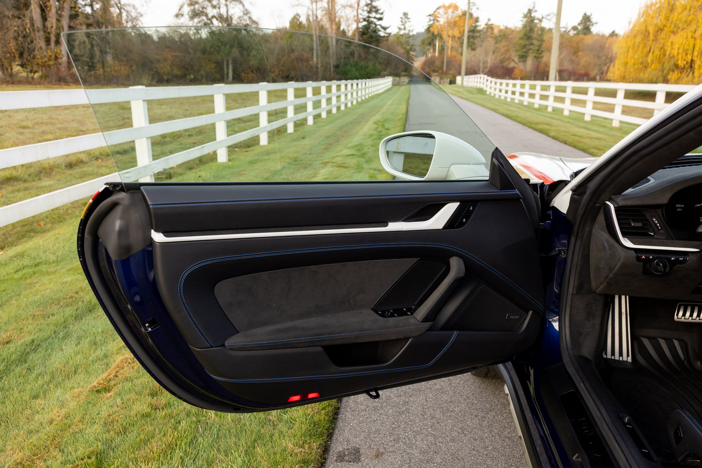 2024 Porsche 911 Dakar